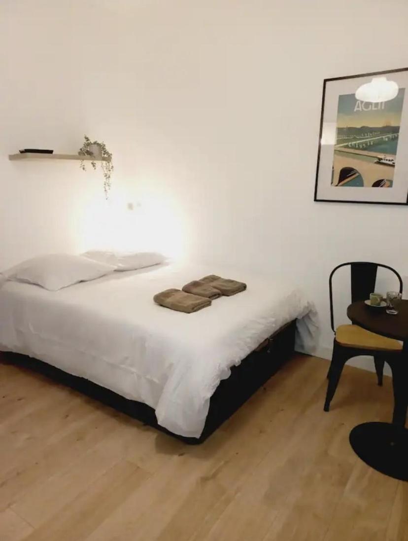 Le 29 Cuty, Wifi, A 3Min De La Gare Sncf Apartment Agen Exterior photo